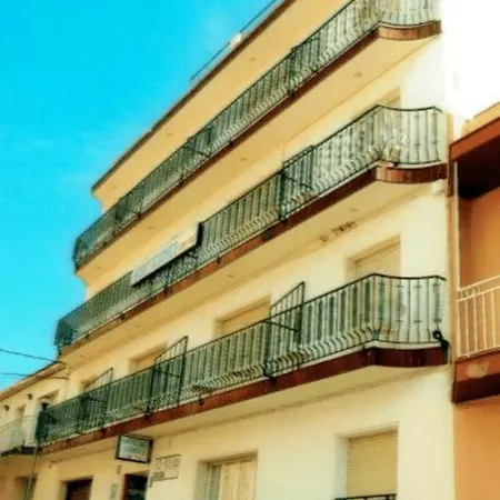 Camino De Santiago Guest house Llanca